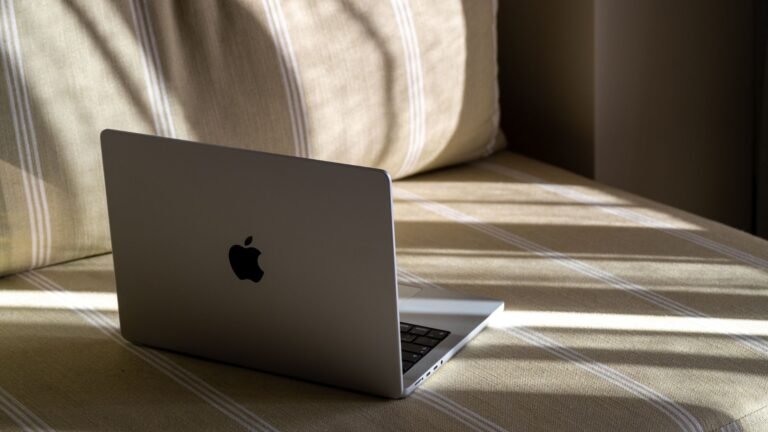 How to Start an Email List From Scratch (for FREE!)